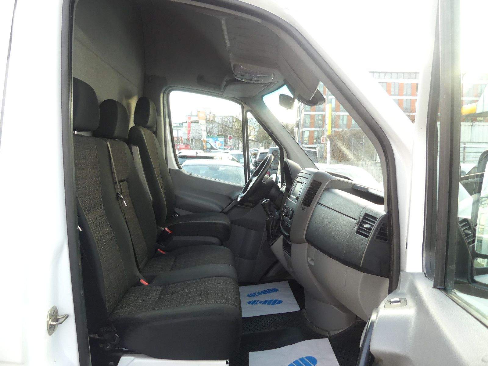 MERCEDES-BENZ Sprinter II Kasten 319 CDI L3H2 Klima Tempomat