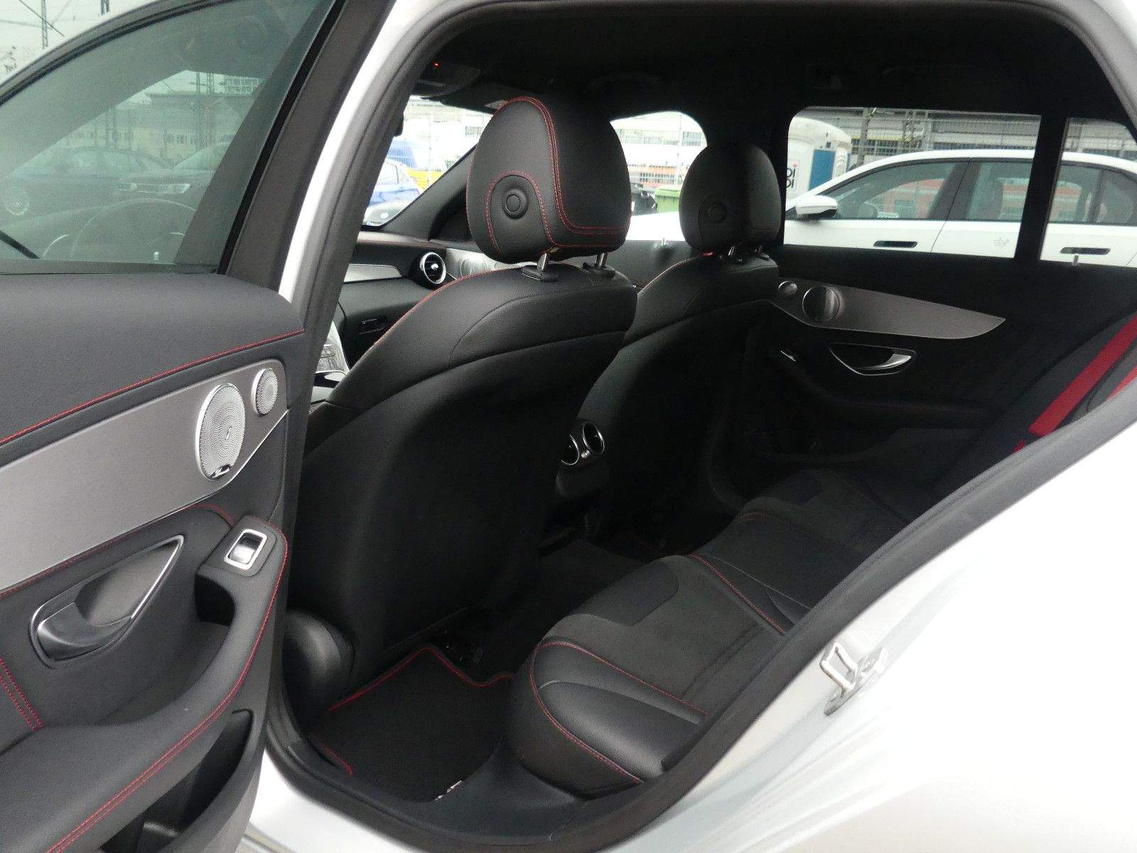 MERCEDES-BENZ C43 AMG 4Matic LED ACC Laneassist Alcant. Burm.