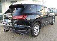 VW Touareg 4Motion Navi-Pro LED AHK ACC Leder