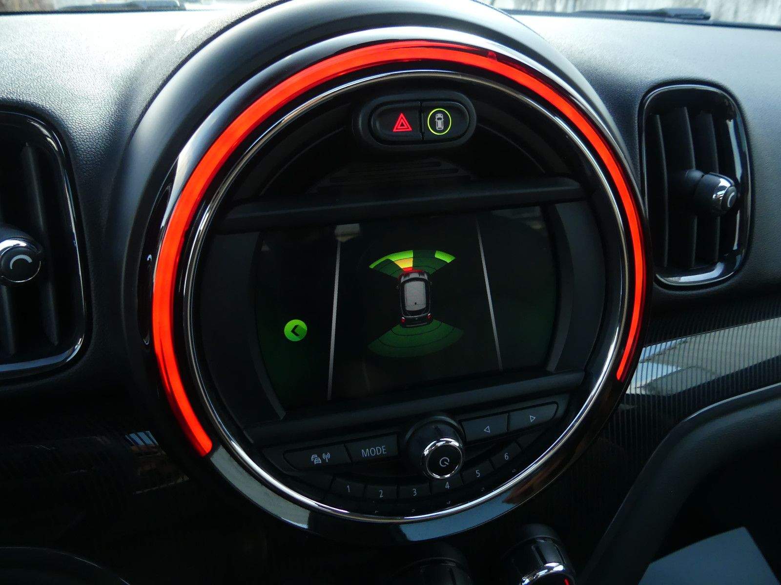 MINI Countryman Cooper All4 Leder Autom Pano PDC Navi
