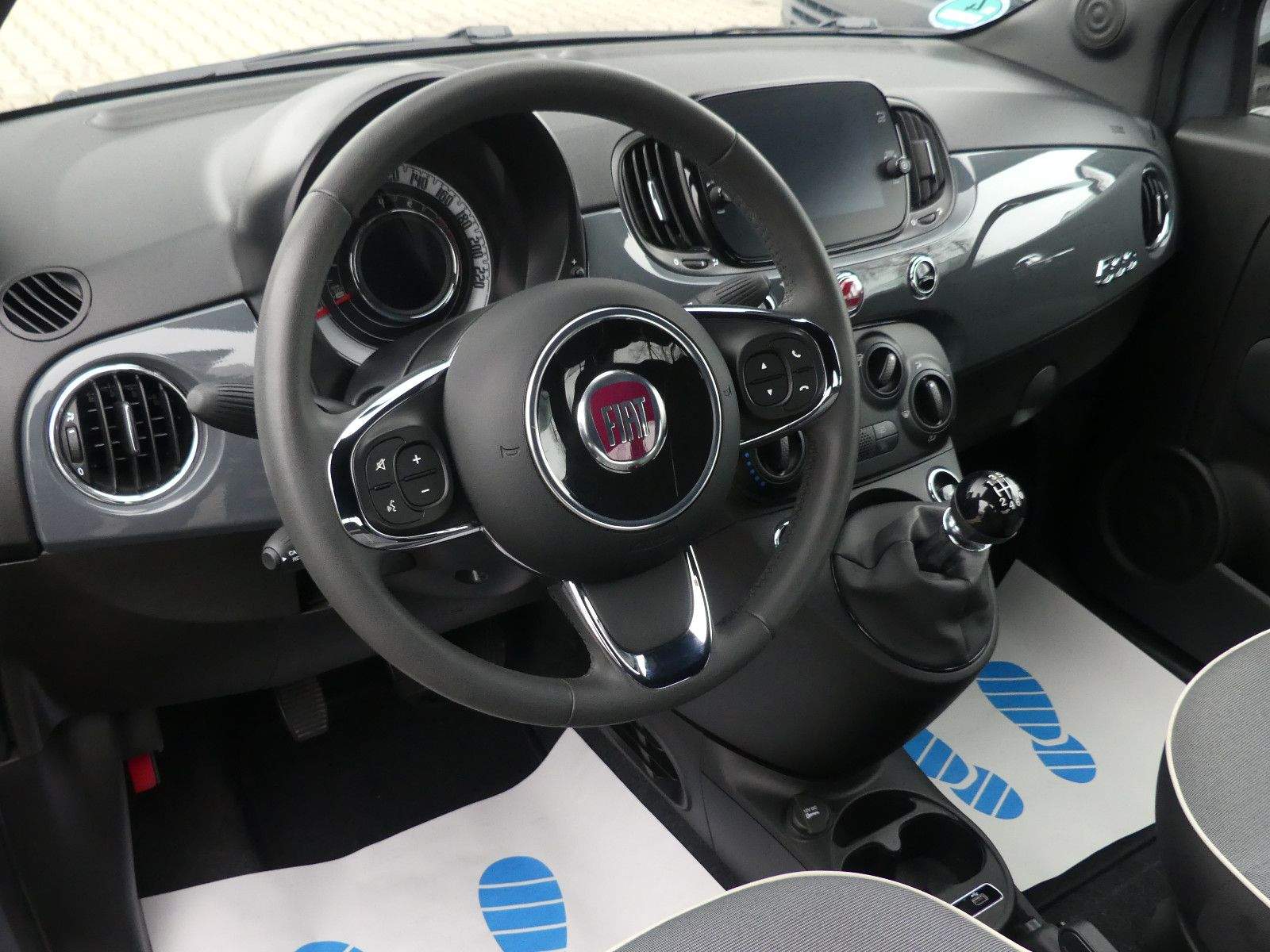 FIAT 500 Lounge Start-Stopp Apple Carplay
