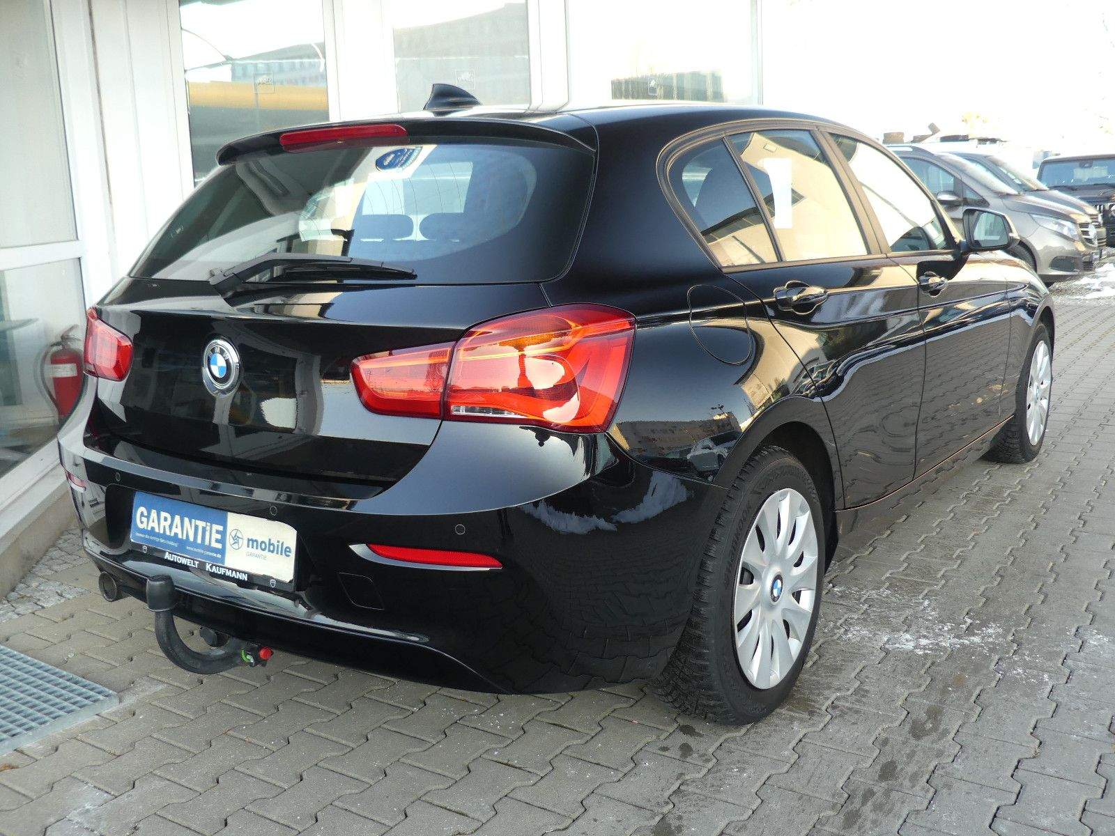 BMW 118i Limousine 5-trg PDC AHK Klima