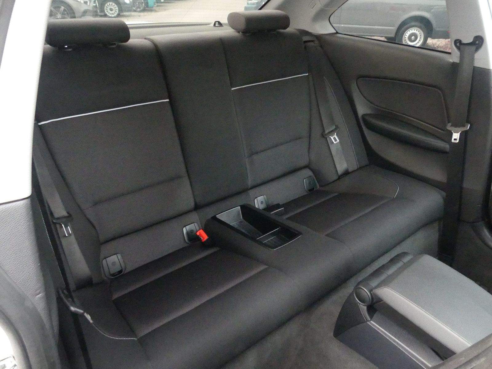 BMW 123D Coupe PDC Sitzheizung 2-Klima Bluetooth