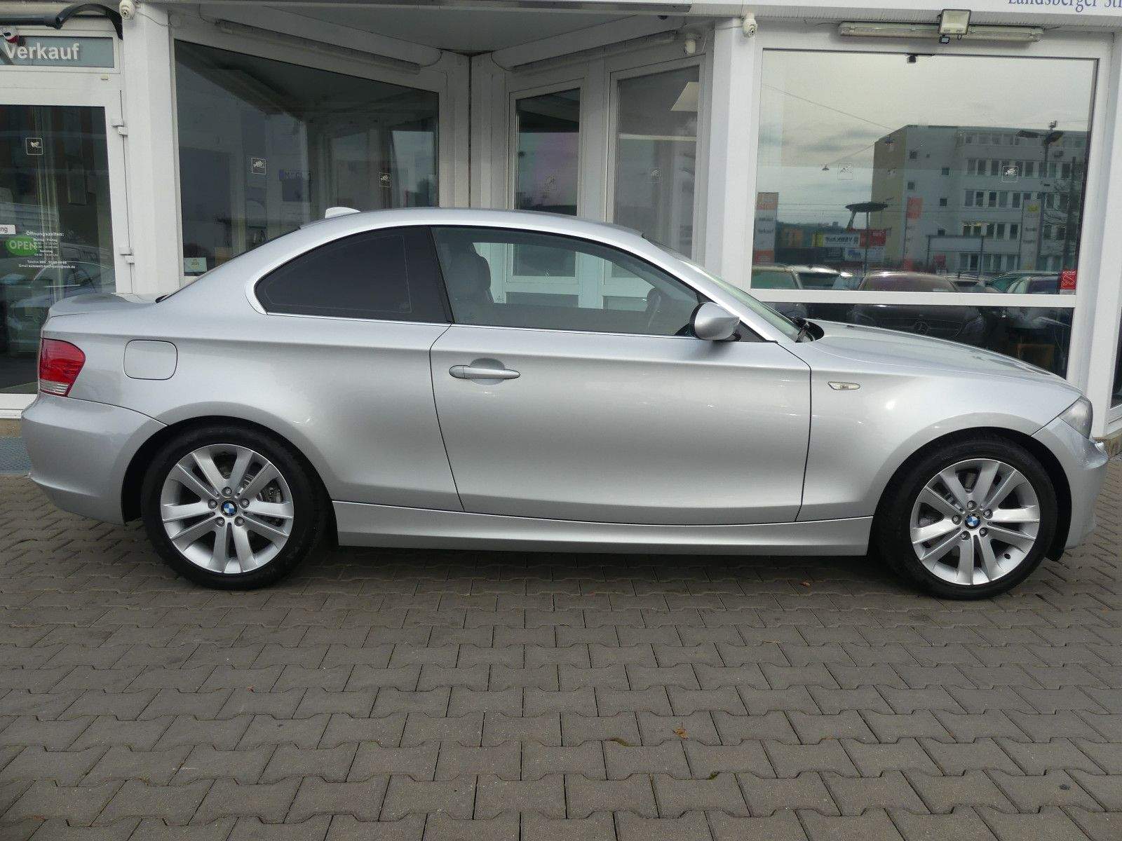 BMW 123D Coupe PDC Sitzheizung 2-Klima Bluetooth
