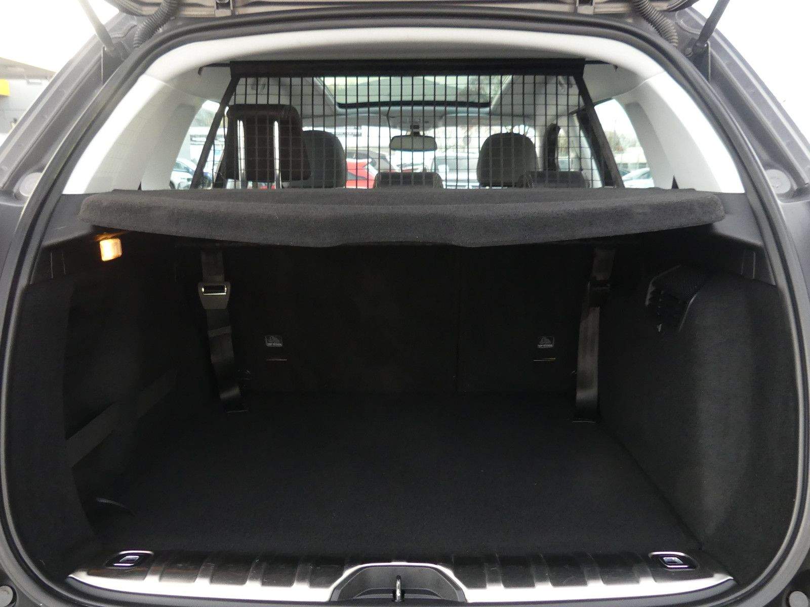 PEUGEOT 2008 Allure PDC Navi Tempomat JBL DAB
