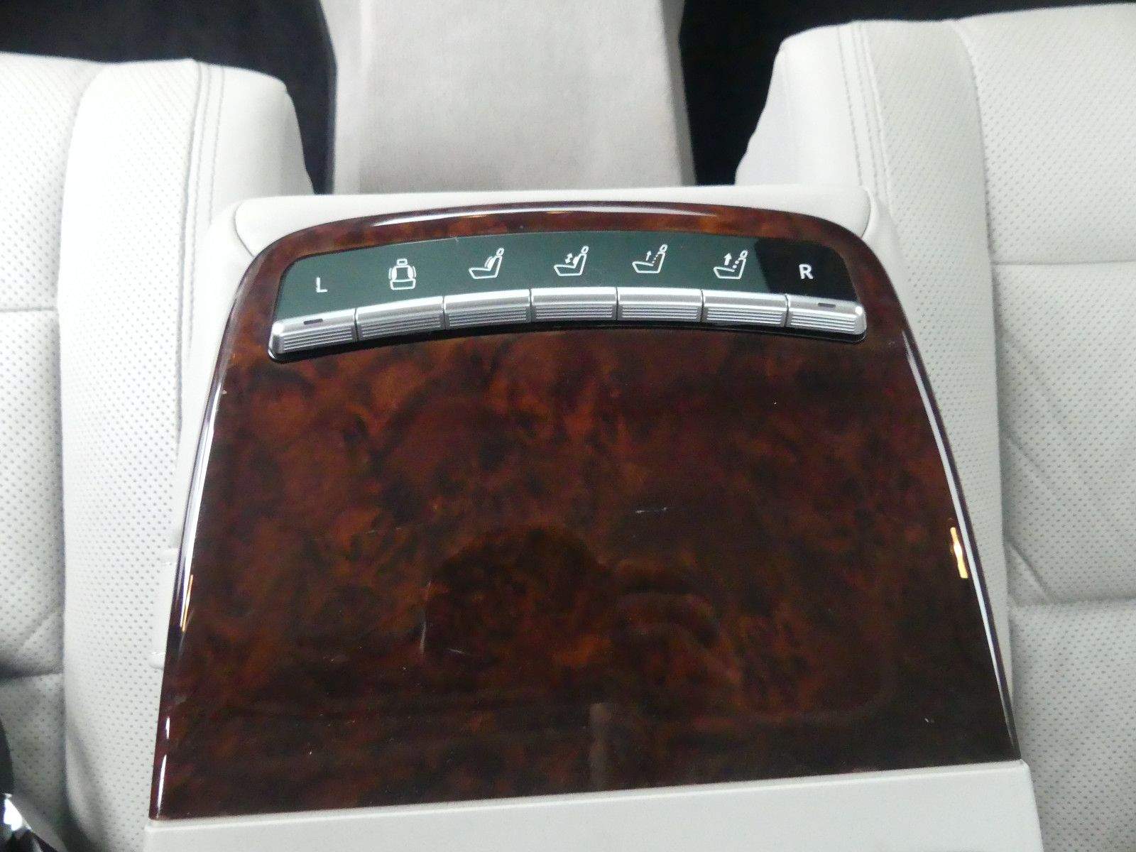 MERCEDES-BENZ S 500 CGI BE 4Matic Lang Massage Harman Kardon