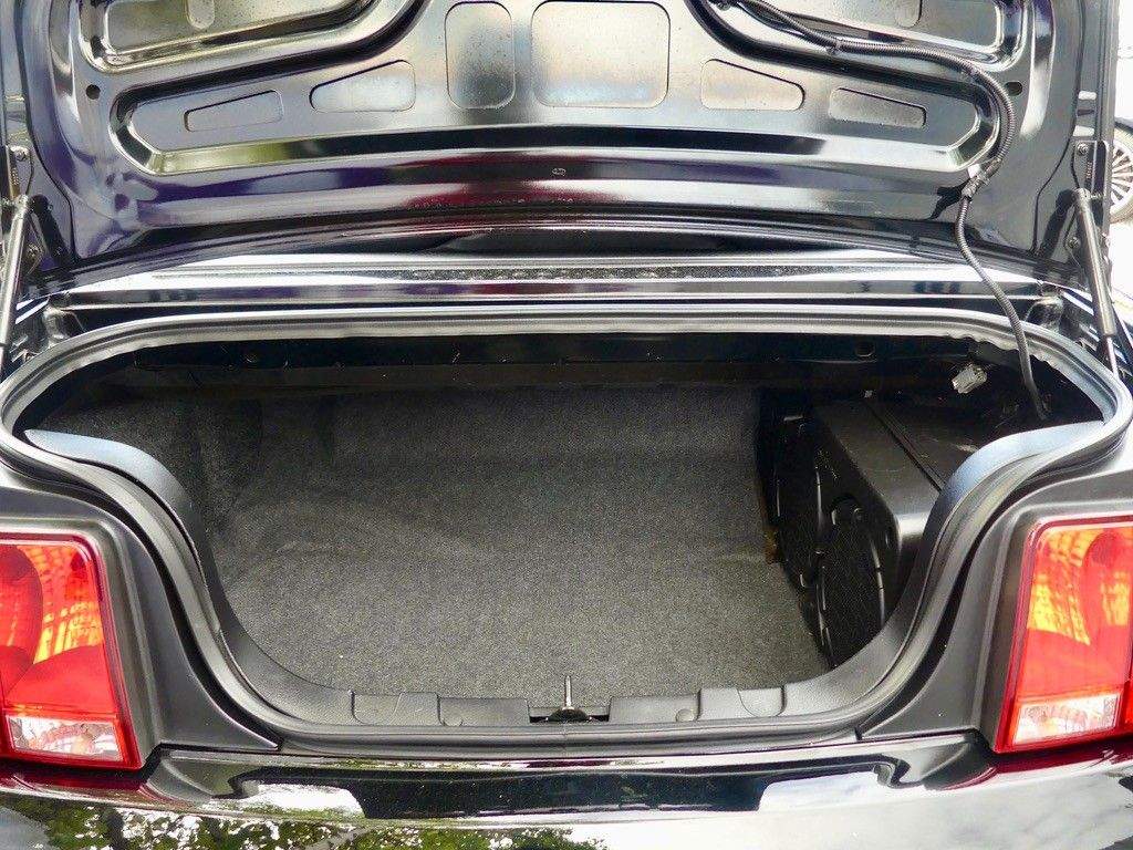 FORD Mustang Cabrio Aut. Leder Sitzhzg. Klima