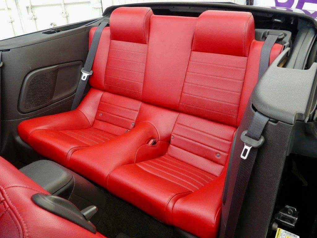 FORD Mustang Cabrio Aut. Leder Sitzhzg. Klima