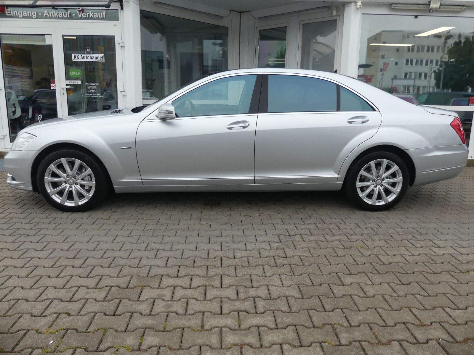 MERCEDES-BENZ S 500 CGI BE 4Matic Lang Massage Harman Kardon