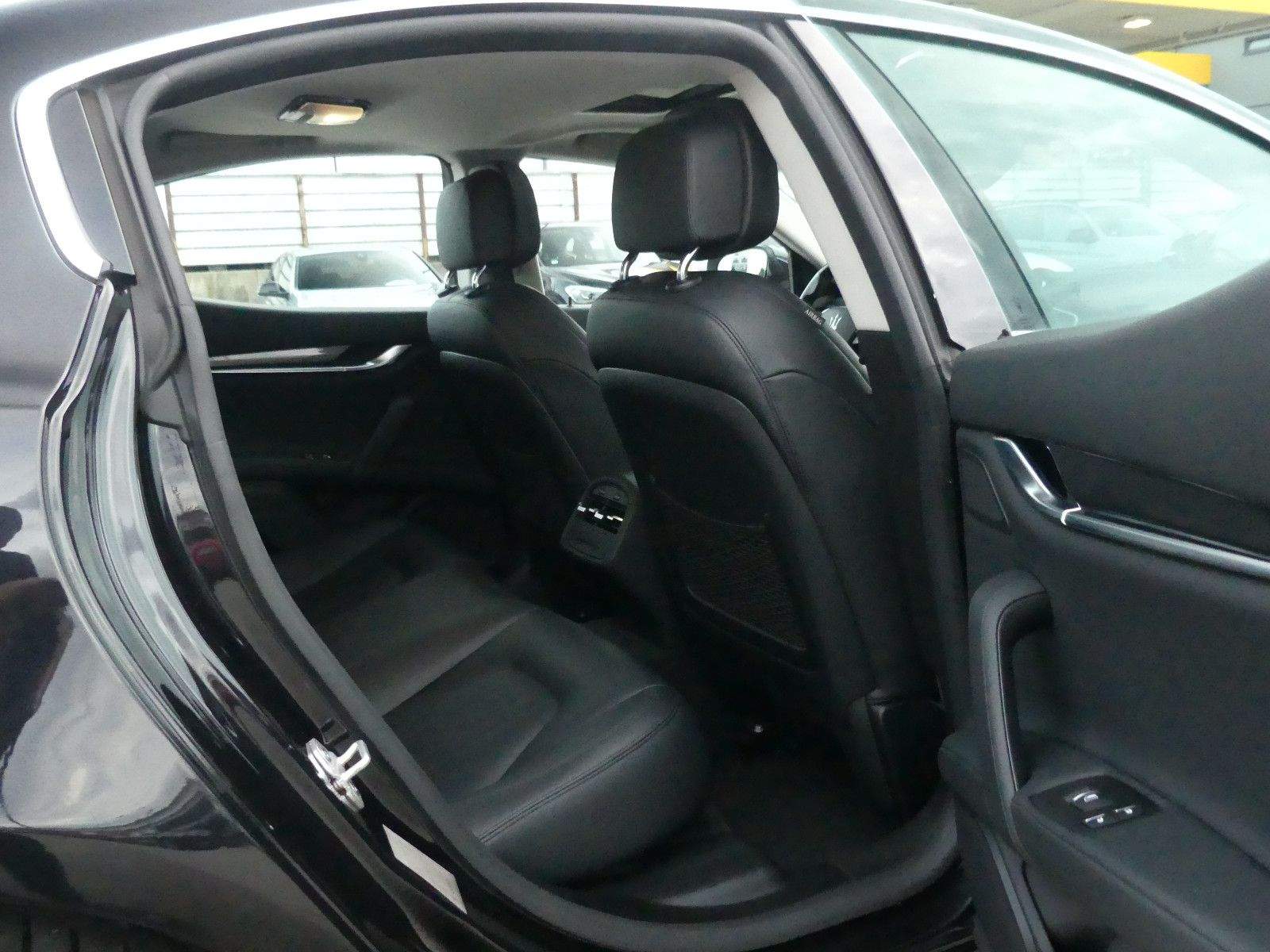 MASERATI Ghibli Diesel Glasdach Navi Kamera