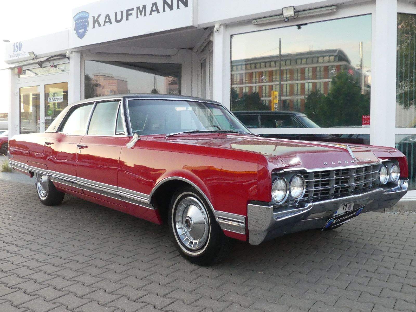 OLDSMOBILE 98 Ninety Eight Luxury Sedan Matching Numbers