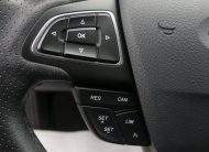 FORD Focus ST-Line Apple Carplay Bi-Xenon PDC Sitzhei