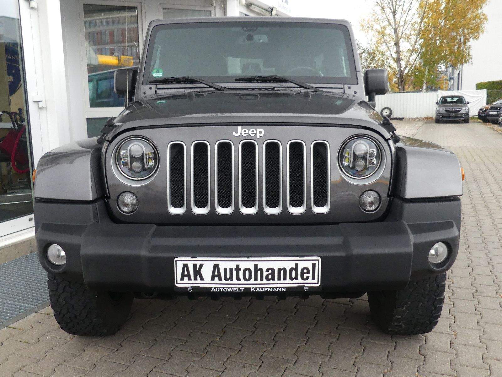 JEEP Wrangler Aut. Unlimited Sahara Dual-top Leder