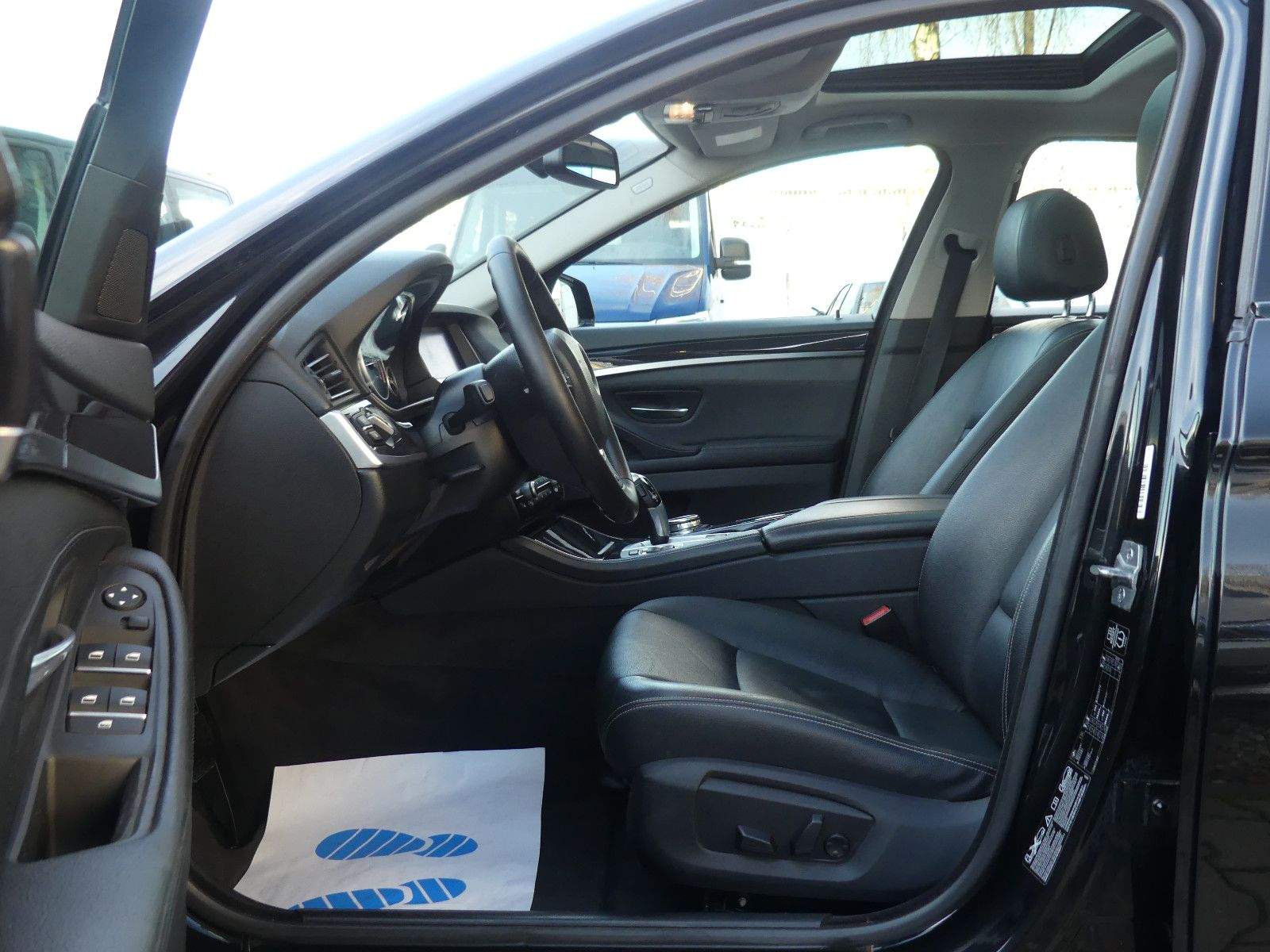 BMW 520D xDrive Modern Line Bi-Xenon Leder PDC Navi