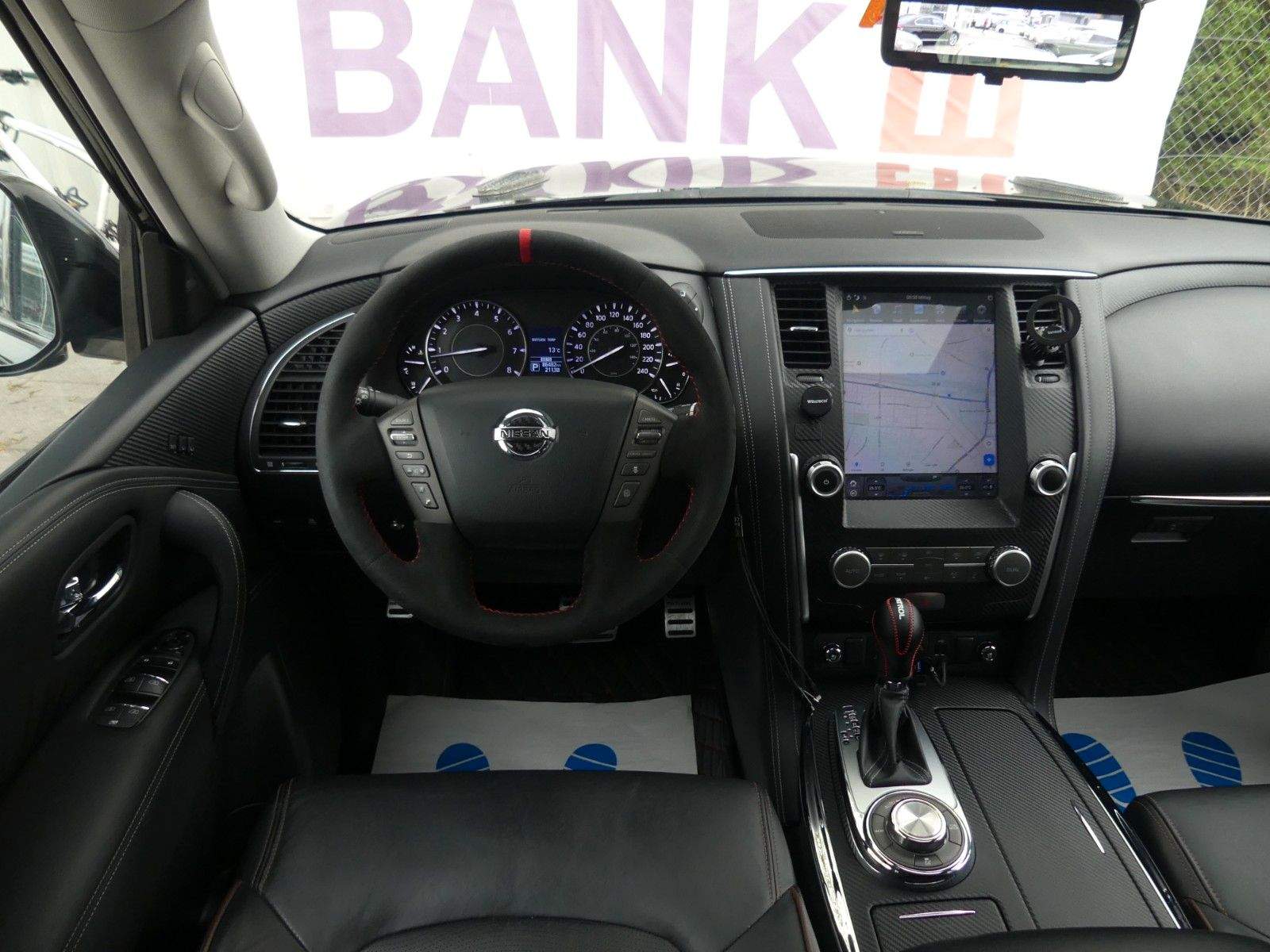 NISSAN Patrol / Armada Platinium V8 Nismo 8-Sitz