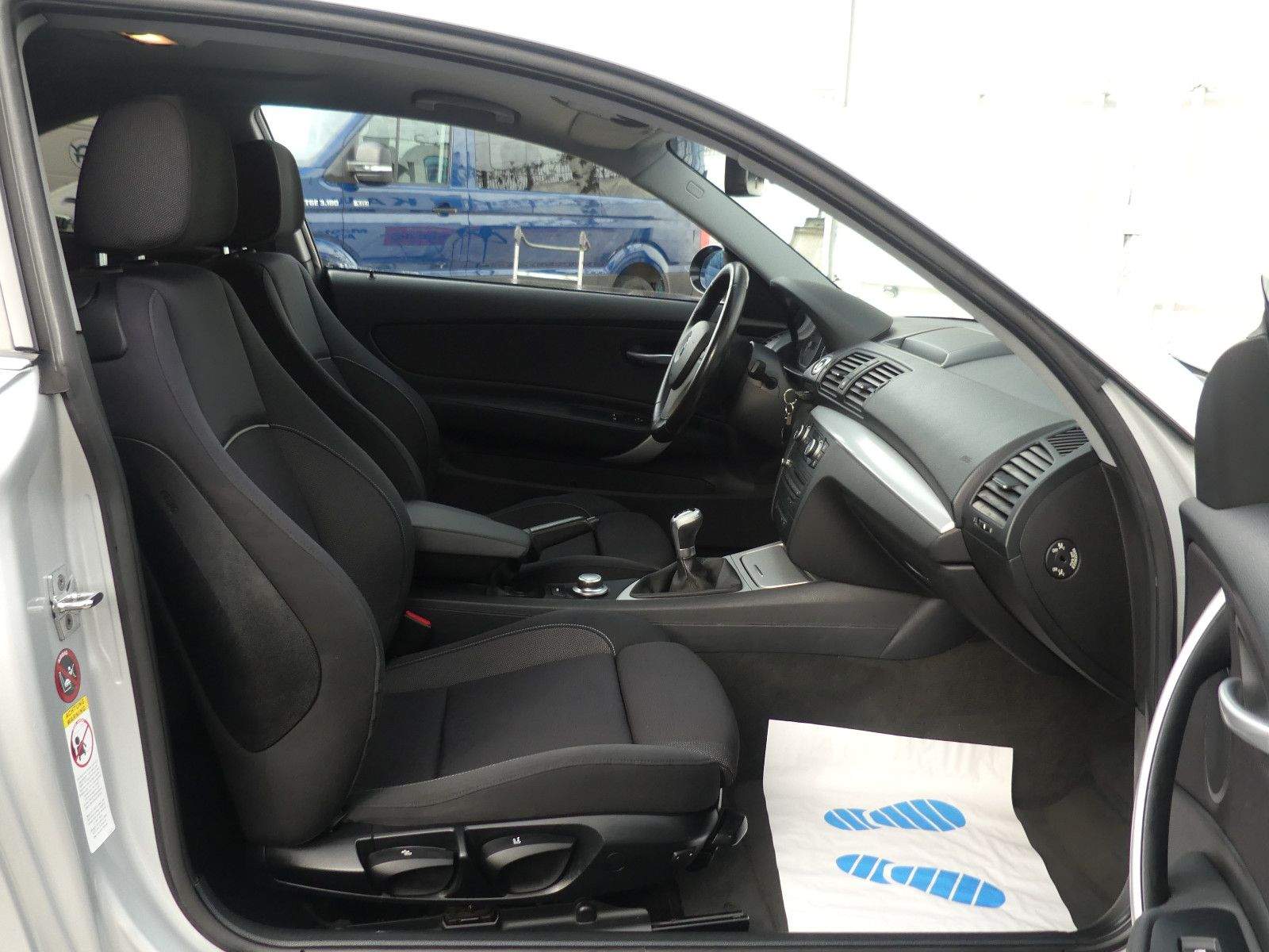 BMW 123D Coupe PDC Sitzheizung 2-Klima Bluetooth