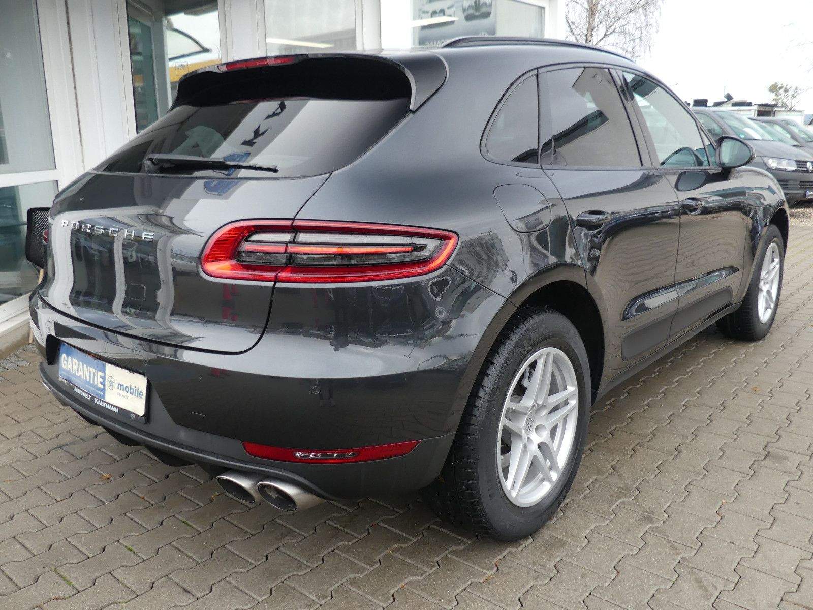 PORSCHE Macan S Allrad BiXenon Leder PDC Navi Laneassist
