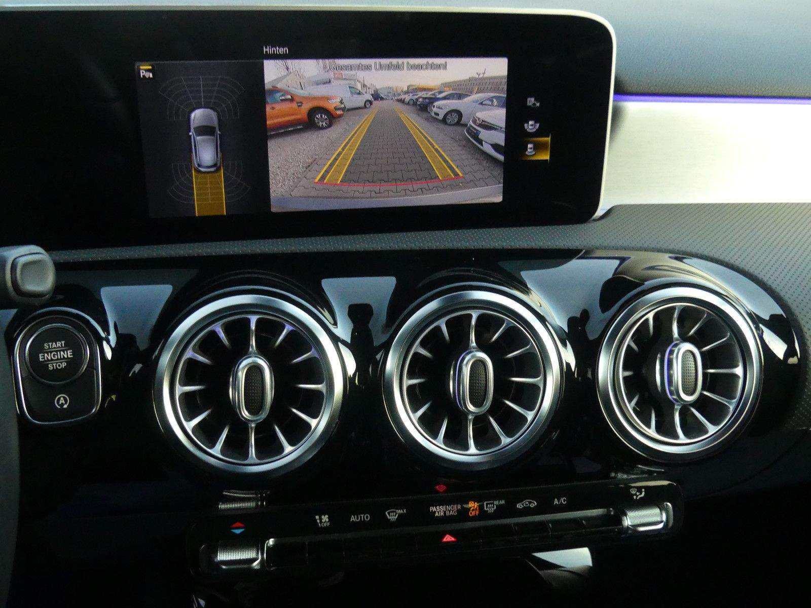 MERCEDES-BENZ A250 4Matic Progressive Leder Virtual Cockpit