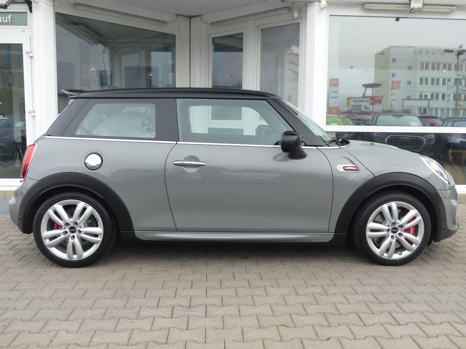 MINI John Cooper Works ACC HUD LED Navi CarPlay