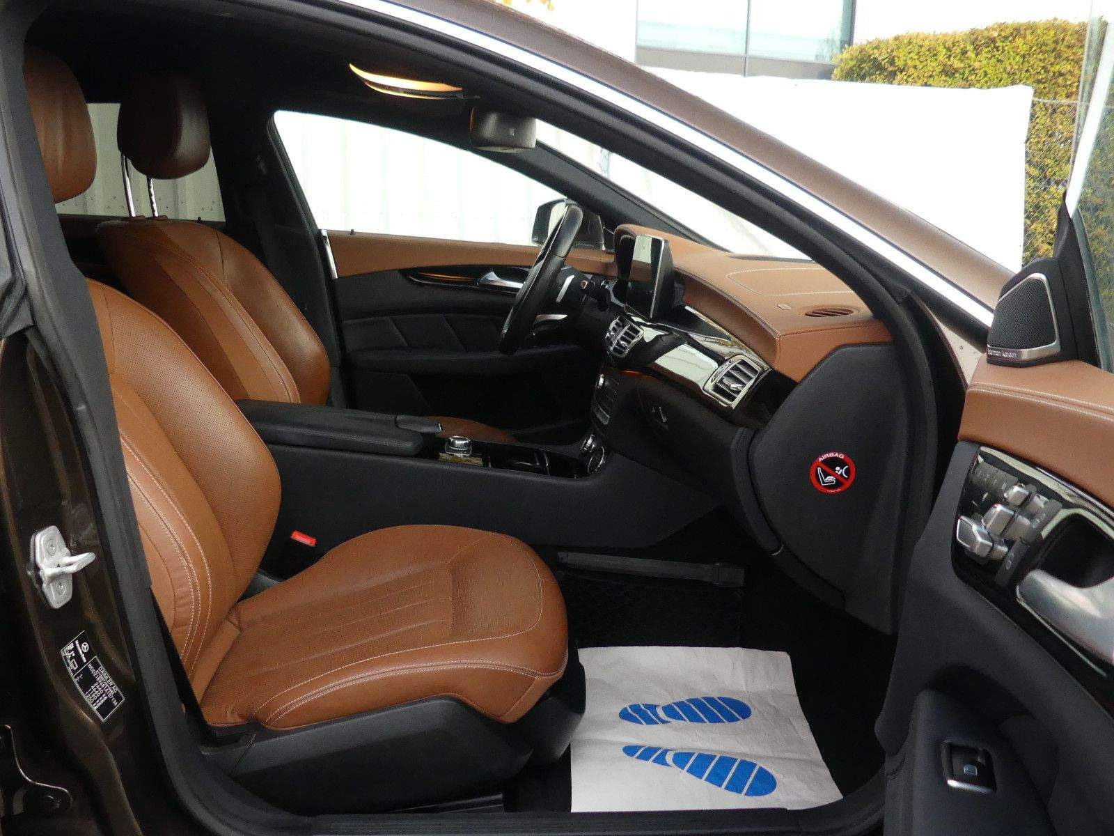 MERCEDES-BENZ CLS400 AMG 4Matic Shooting Brake H&K Massage