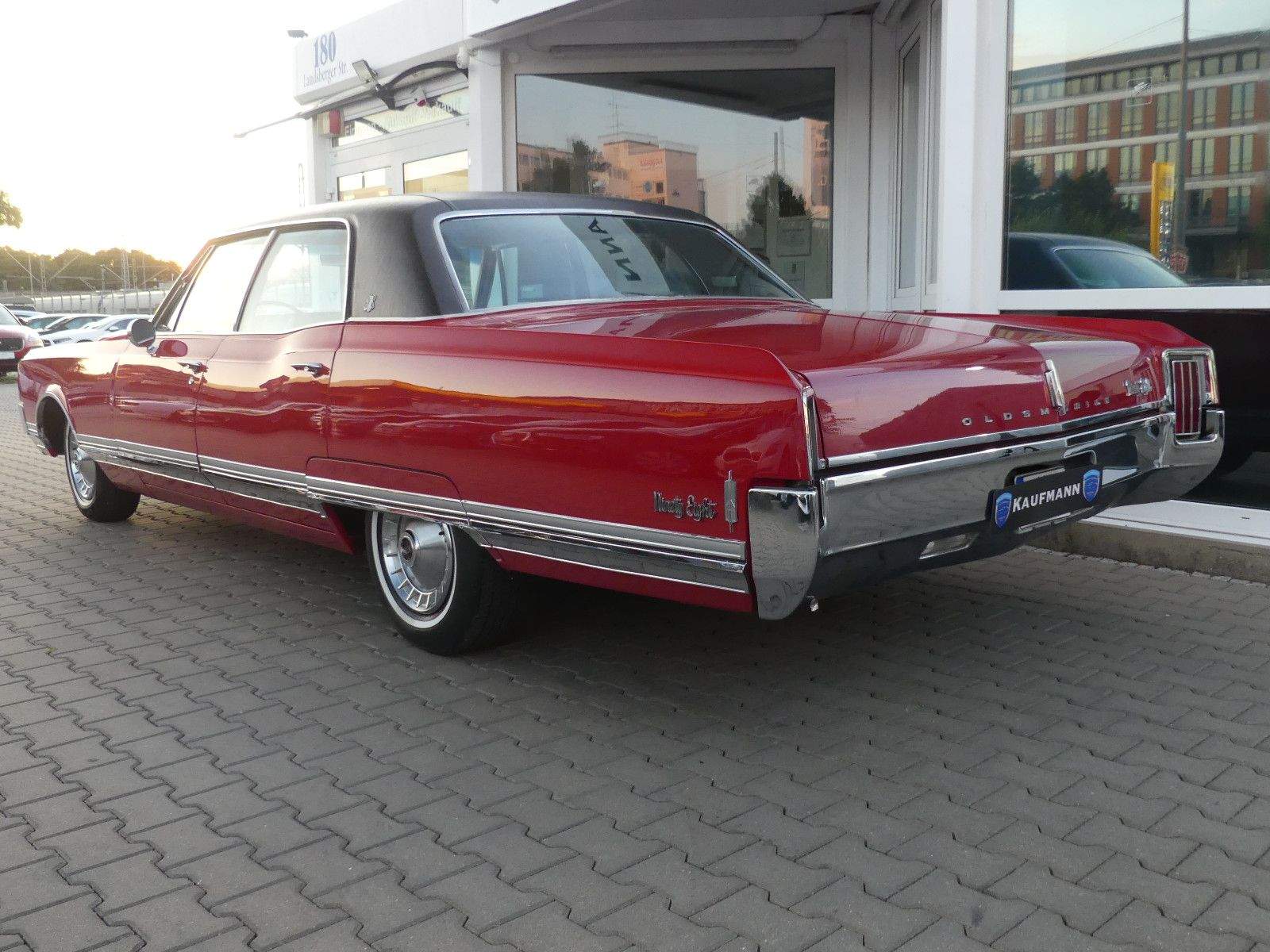 OLDSMOBILE 98 Ninety Eight Luxury Sedan Matching Numbers