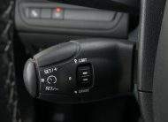 PEUGEOT 2008 Allure PDC Navi Tempomat JBL DAB