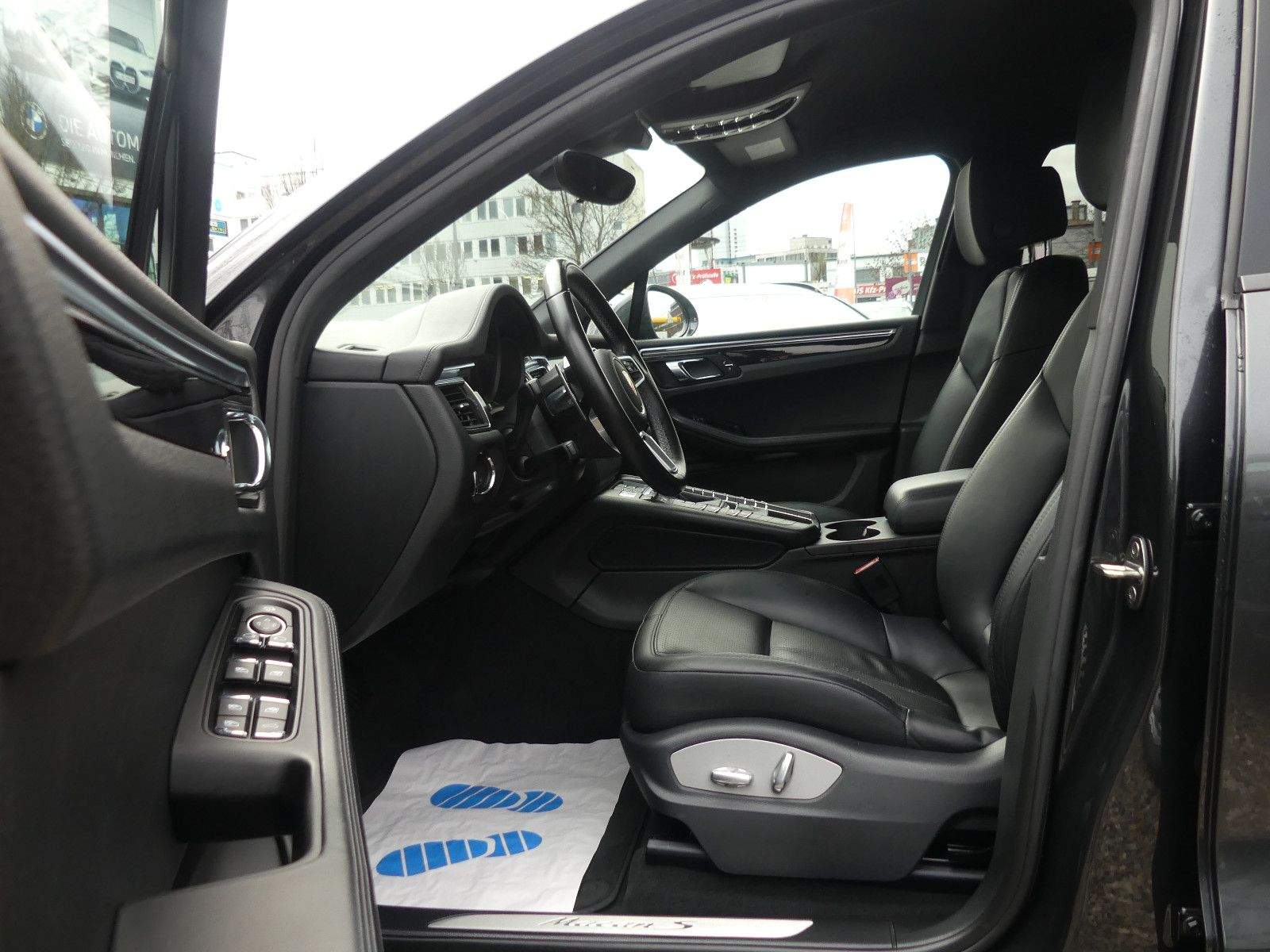 PORSCHE Macan S Allrad BiXenon Leder PDC Navi Laneassist