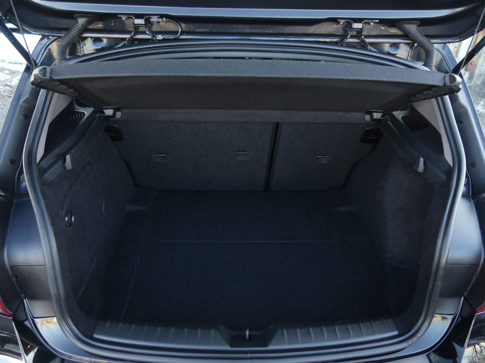 BMW 118i Limousine 5-trg PDC AHK Klima