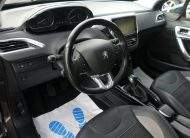 PEUGEOT 2008 Allure PDC Navi Tempomat JBL DAB
