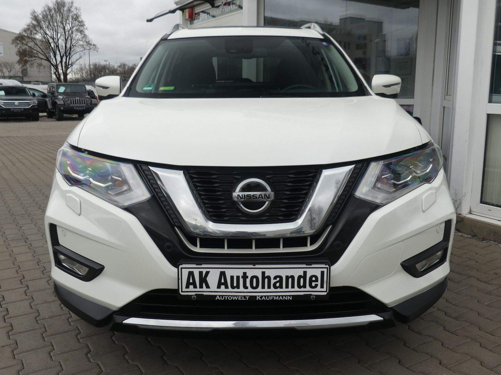 NISSAN X-Trail Tekna 4×4 Pano 360° AHK LED Leder Navi