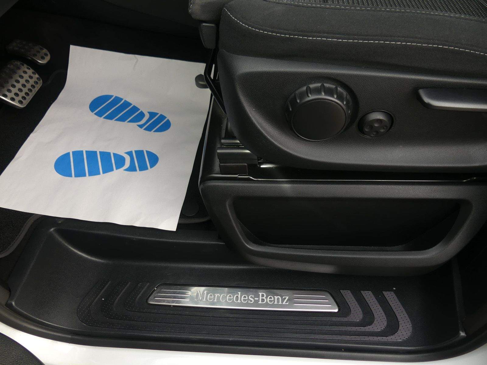 MERCEDES-BENZ V220 Marco Polo AMG Edition LED 360° AHK MBUX