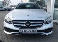 MERCEDES-BENZ E200 Lim. Aut. Avantgarde LED Leder Memory Totw.