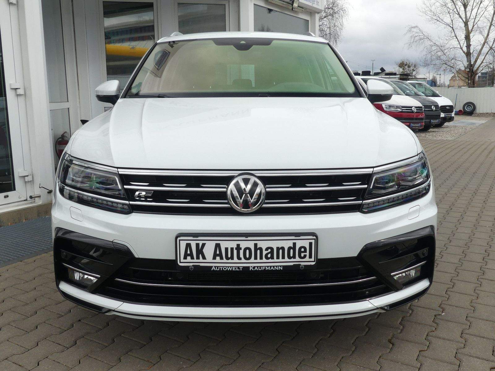 VW Tiguan R-Line 4Motion Aut. LED+ ACC AHK Kamera