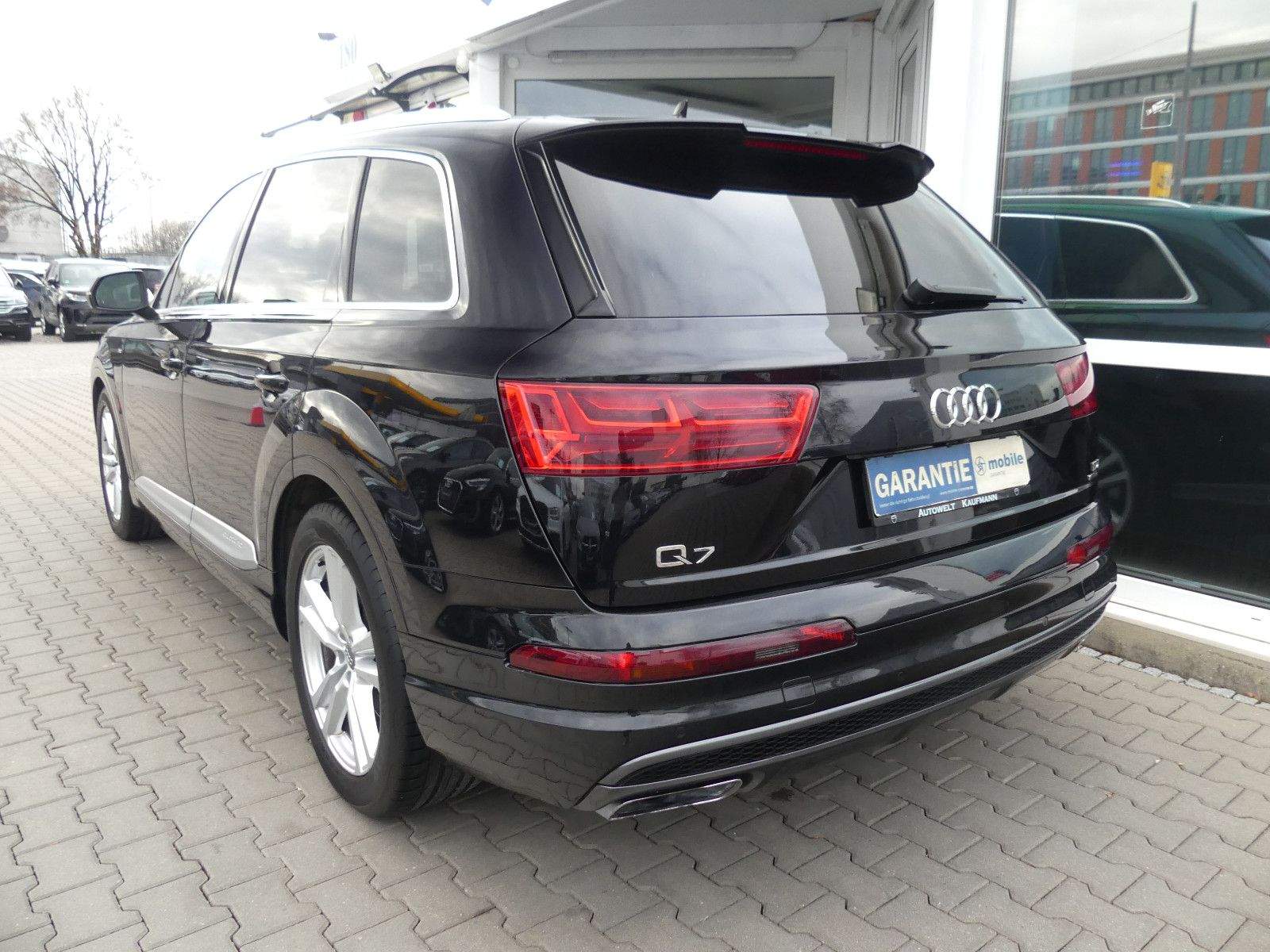 AUDI Q7 3.0 TDI quattro S Line Matrix-LED 7-Sitz