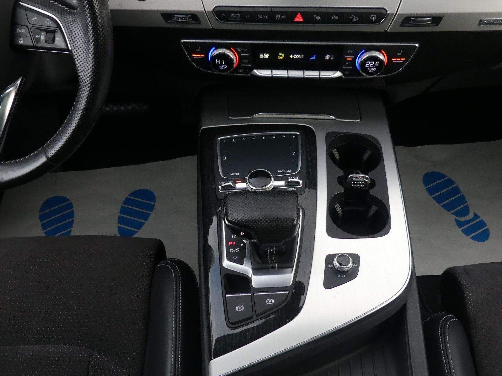 AUDI Q7 3.0 TDI quattro S Line Matrix-LED 7-Sitz