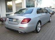 MERCEDES-BENZ E200 Lim. Aut. Avantgarde LED Leder Memory Totw.