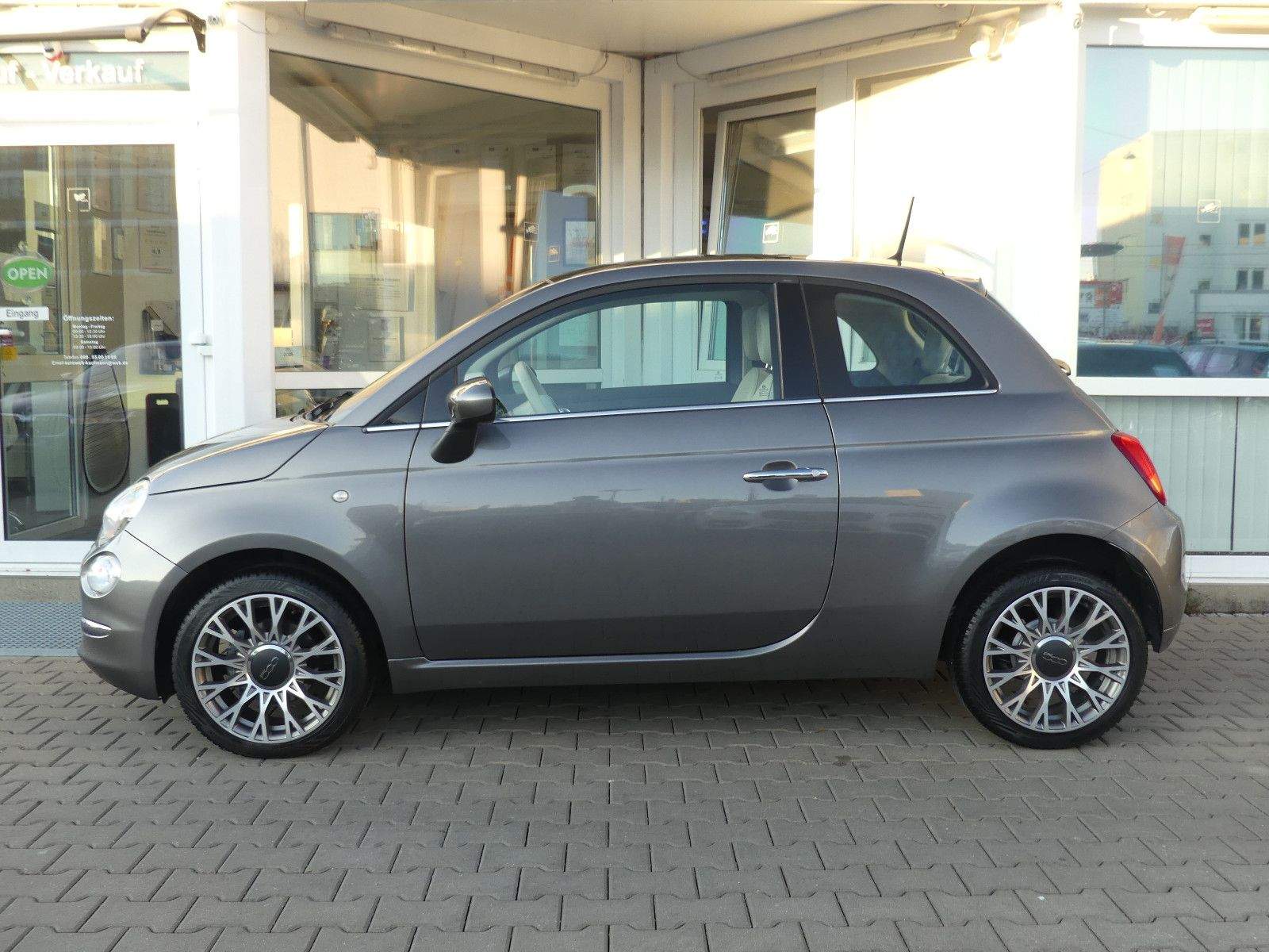 FIAT 500 Lounge Klima Tempomat Pano (Glas) Bluetooth