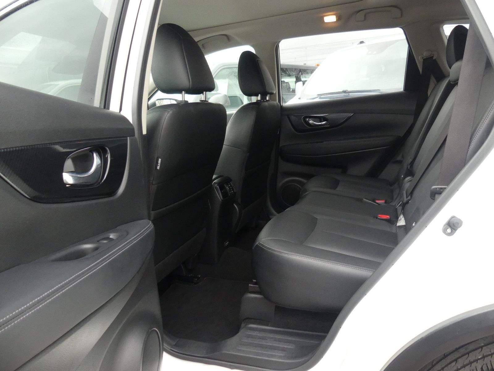 NISSAN X-Trail Tekna 4×4 Pano 360° AHK LED Leder Navi