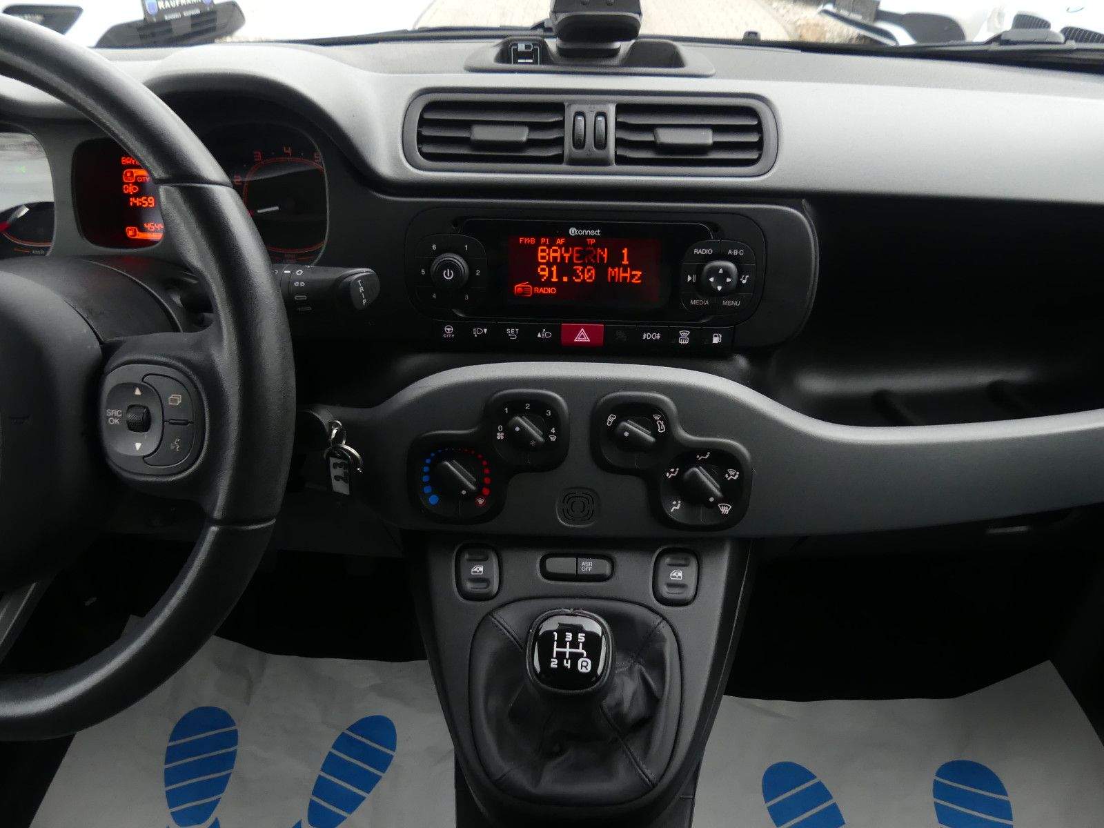 FIAT Panda Lounge Cross Benzin/CNG PDC Klima Sitzhzg.