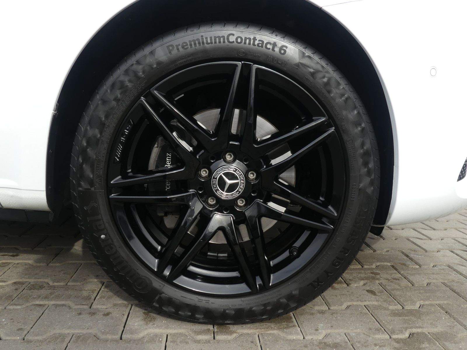 MERCEDES-BENZ V220 Marco Polo AMG Edition LED 360° AHK MBUX