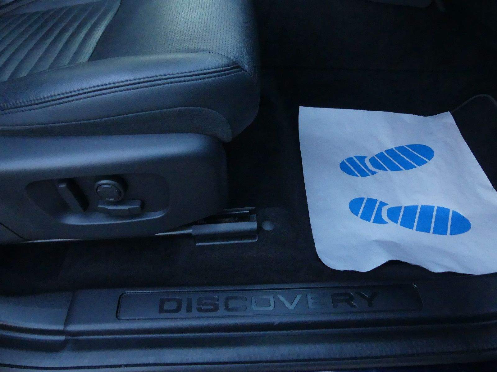 LAND ROVER Discovery Sport SE AWD LED Kamera Leder Meridian