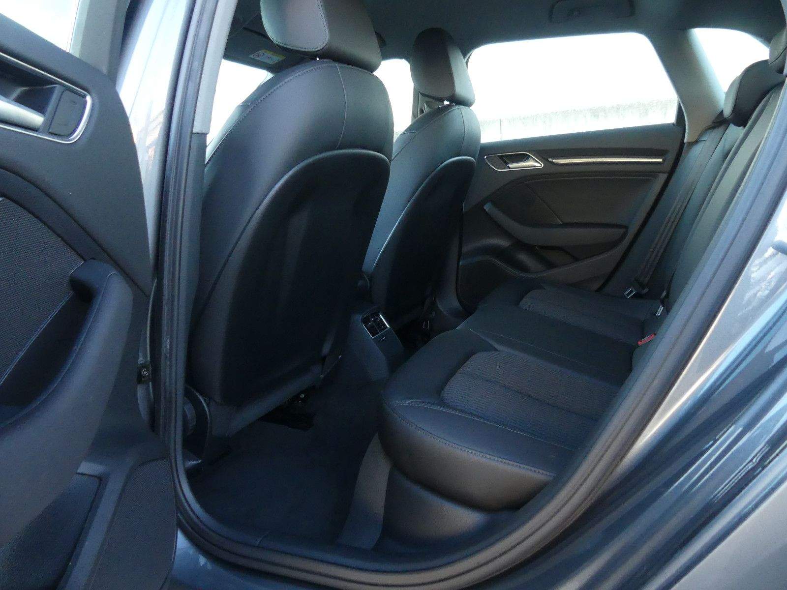 AUDI A3 Sportback S-tronic design Xenon MMI