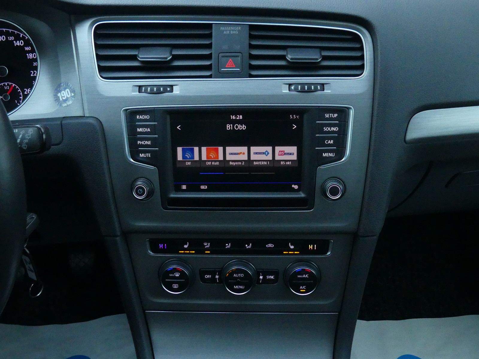 VW Golf 7 Lim. Comfortline Bi-Xenon BMT PDC Navi