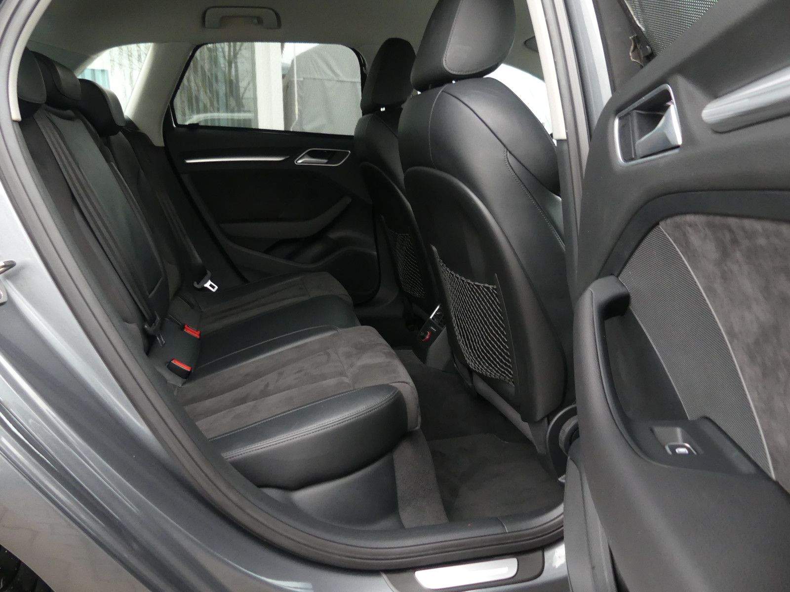 AUDI A3 Sportback Ambition S-Line Quattro Alcantara