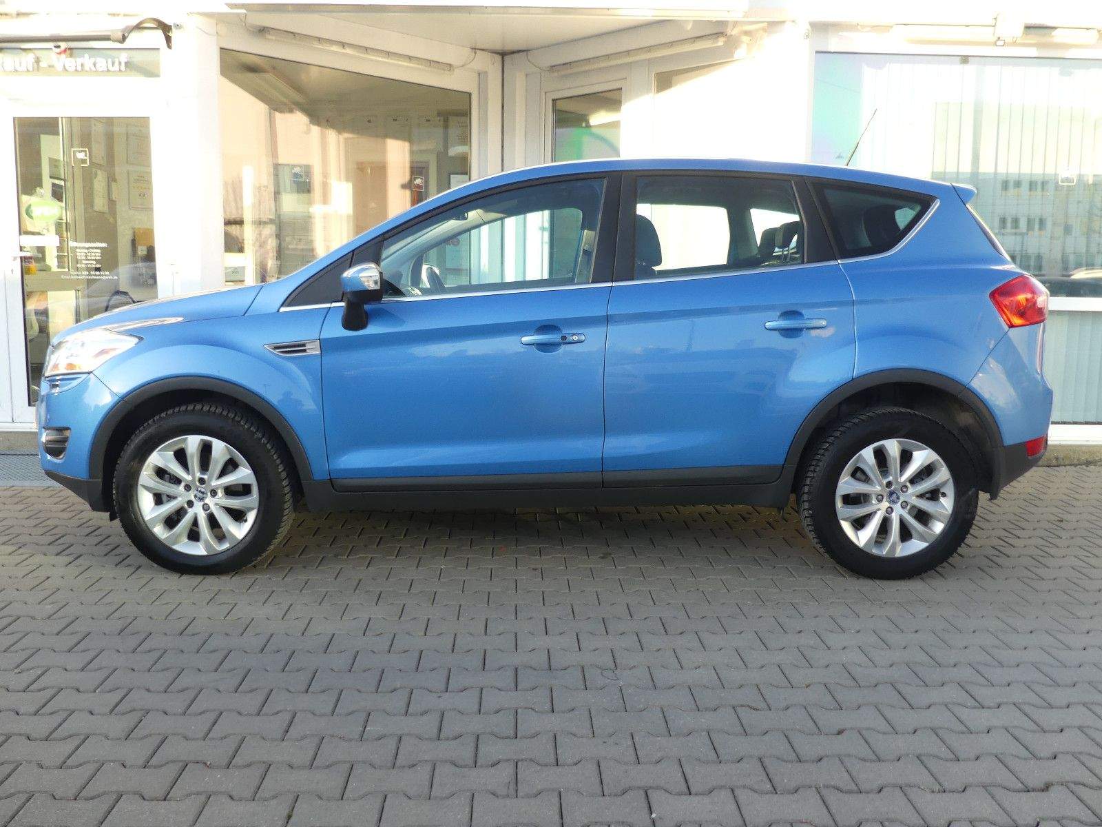 FORD Kuga Titanium Bluethooth Panorama Aut.