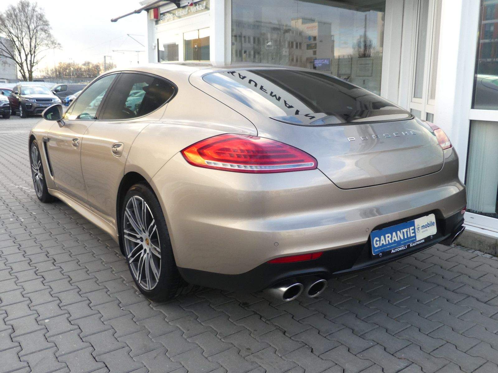 PORSCHE Panamera Diesel Keramik Burmester Fond-DVD 360°C