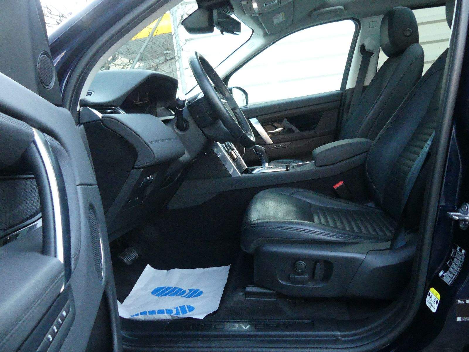 LAND ROVER Discovery Sport SE AWD LED Kamera Leder Meridian