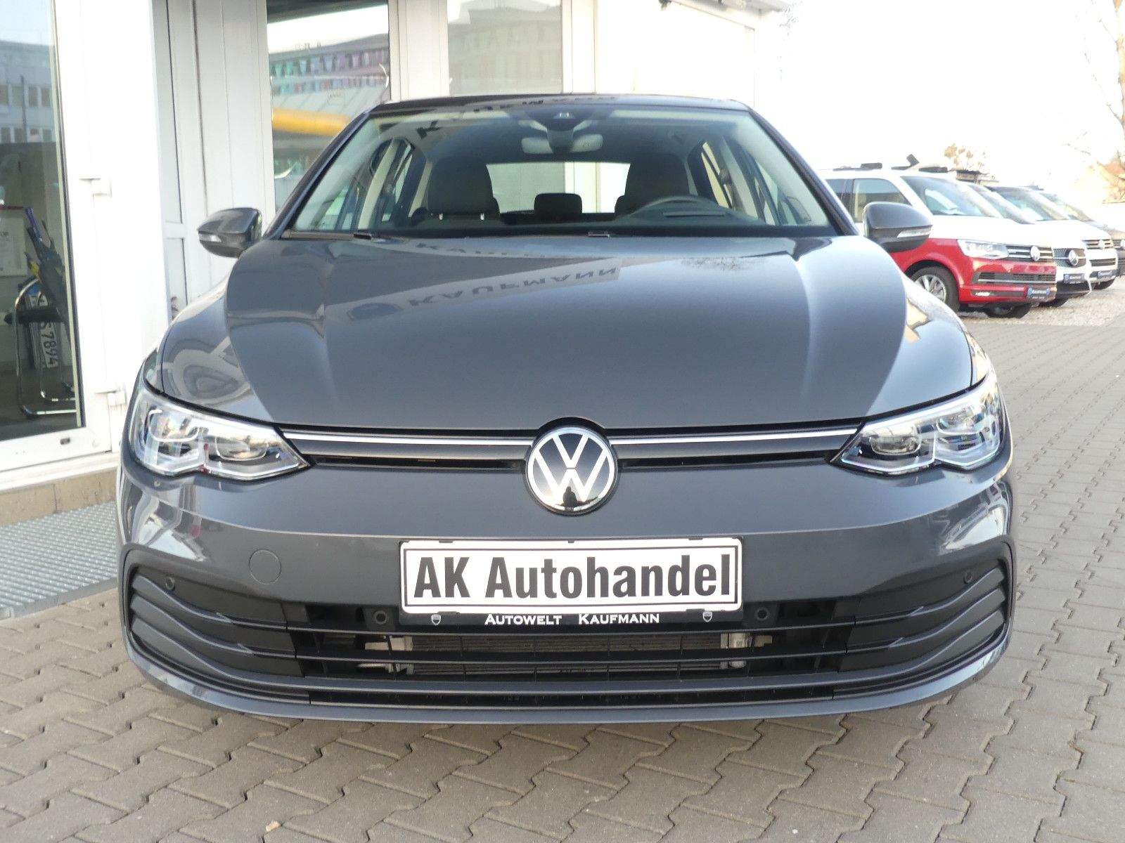 VW Golf 8 Life 1.5 eTSI Standheiz. Panorama Head-Up