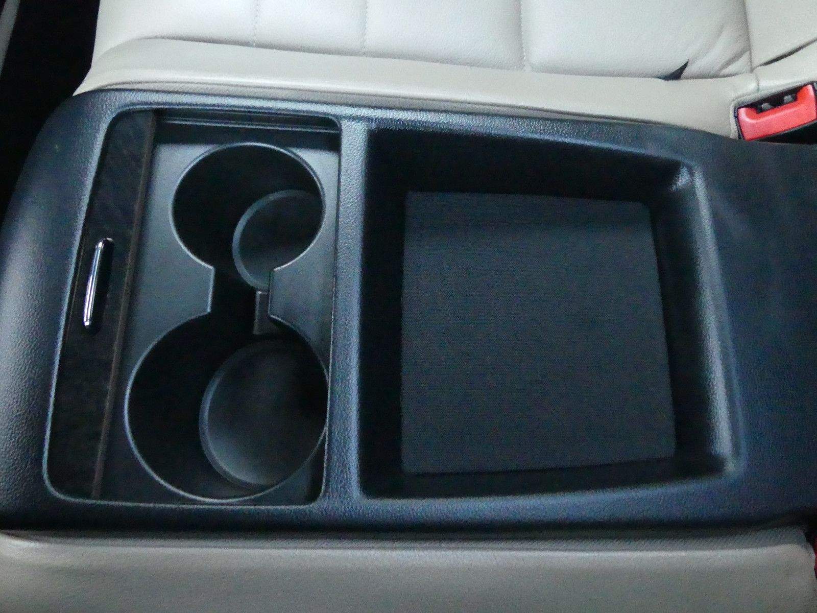 MERCEDES-BENZ E250 Coupé CGI Avantgarde 1.Hand Navi PDC Tempo