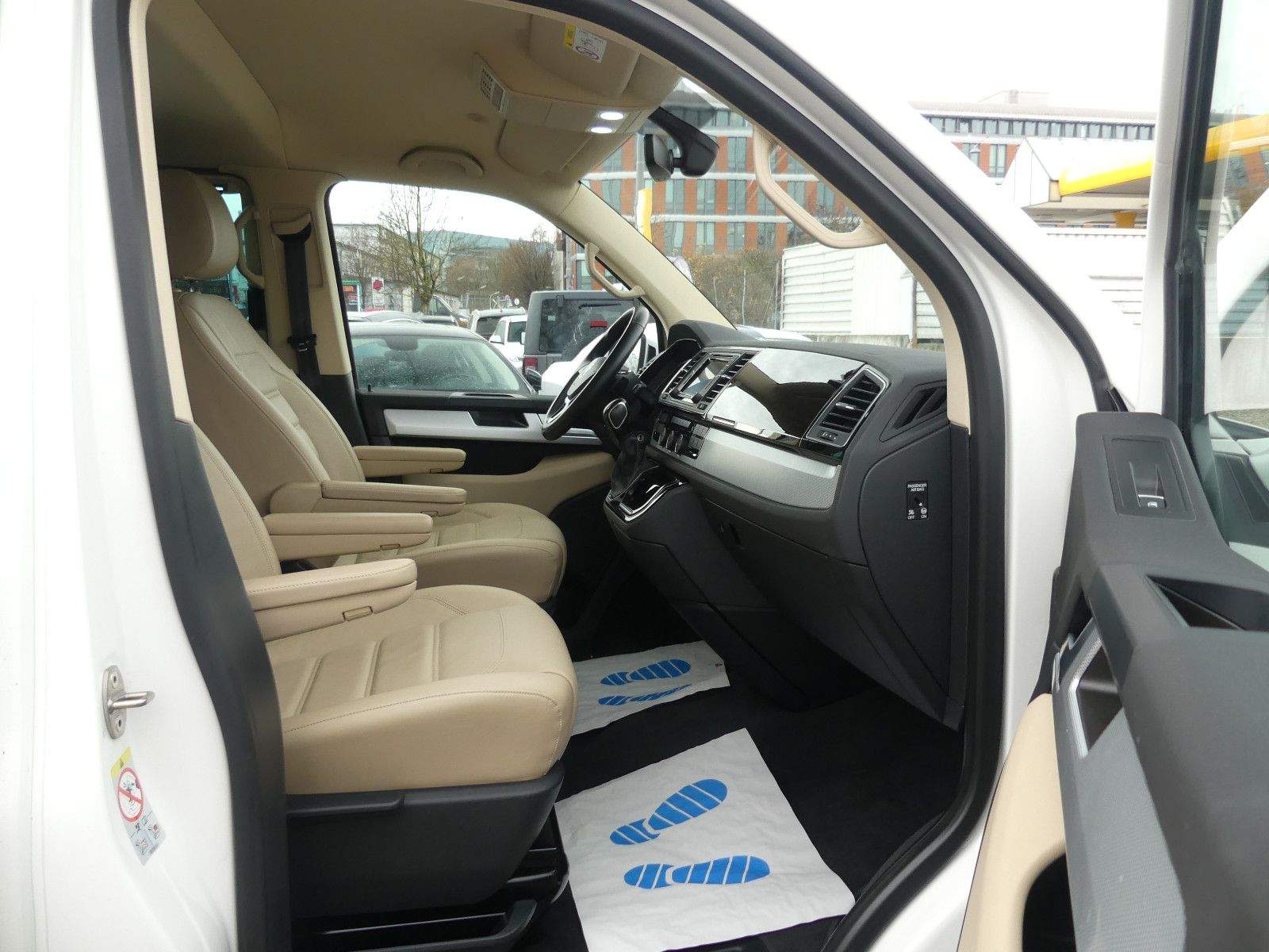 VW T6 Multivan Bulli Highline 4Motion Leder LED AHK